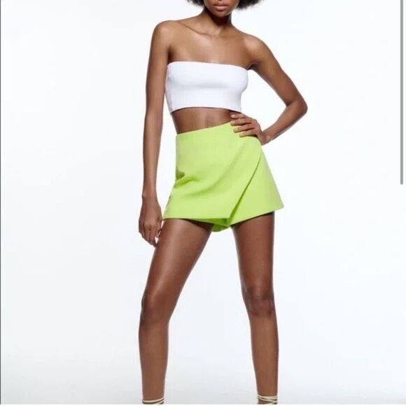 Blue Rain Francesca’s Collection Neon Yellow Asymmetrical Skort - Picture 2 of 10